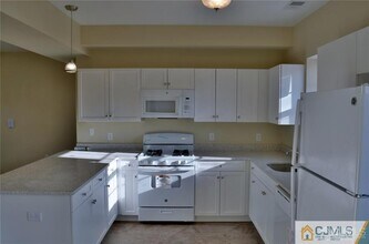 76 Division St in South River, NJ - Building Photo - Building Photo