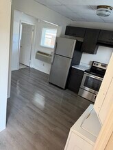 265 Sycamore St, Unit B in Pikeville, KY - Foto de edificio - Building Photo