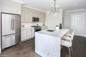 214 Market St-Unit -Apt 208 in Boston, MA - Building Photo - Building Photo