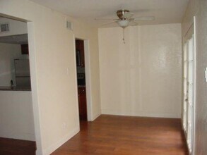 3907 Gilbert Ave in Dallas, TX - Building Photo - Building Photo