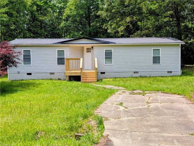 property at 344 Wilshire Dr