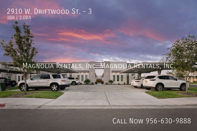 2910 W Driftwood St
