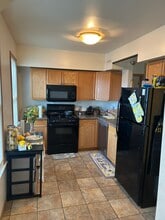 3708 E Somers Ave, Unit 3708 A in Cudahy, WI - Foto de edificio - Building Photo