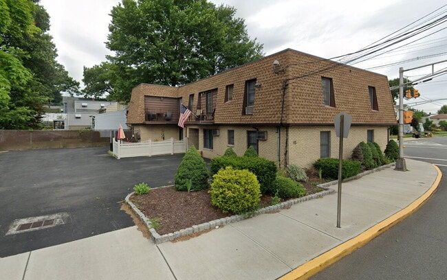 95 4th St in Wood Ridge, NJ - Building Photo - Building Photo