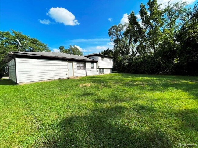 3574 Irene St in Inkster, MI - Building Photo - Building Photo