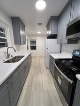 11010 Condon Ave in Inglewood, CA - Foto de edificio - Building Photo
