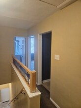 325 W Main St in Carnegie, PA - Building Photo - Building Photo