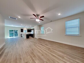 1950 Weeping Cypress Dr in Charleston, SC - Building Photo - Building Photo