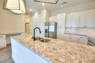 Kempton Apartments in Columbus, OH - Foto de edificio - Building Photo