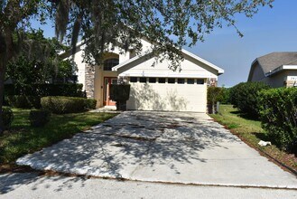 2415 Sabastian St in Mount Dora, FL - Building Photo - Building Photo