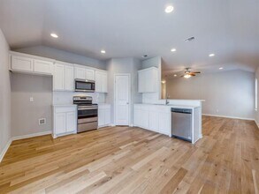 3715 Brookstone Dr in Sherman, TX - Building Photo - Building Photo