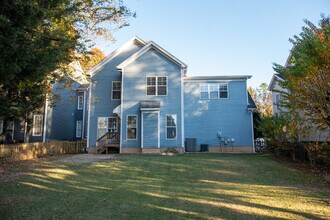 16015 Kelly Park Cir in Huntersville, NC - Building Photo - Building Photo