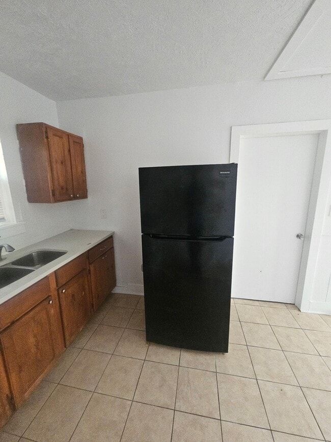 property at 116 E Jack Ave