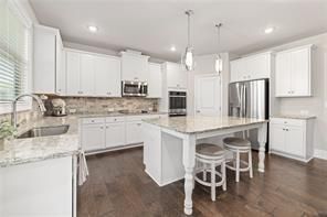 2470 Sunny Hill Rd in Buford, GA - Building Photo - Building Photo