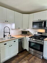 1236 Rosemary Ln, Unit C in Naples, FL - Building Photo - Building Photo