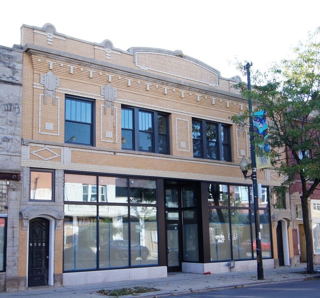 2896 N Milwaukee Ave, Unit 2
