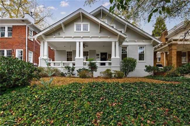 654 Cresthill Ave NE in Atlanta, GA - Building Photo - Building Photo