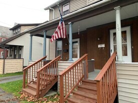 19 Fulton St, Unit Left Side in Hornell, NY - Building Photo