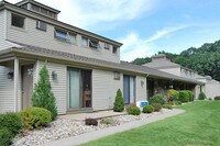 Townhouse Gardens photo'