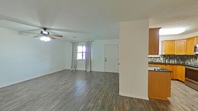 4914 SE Hardin Ave in Lawton, OK - Building Photo - Building Photo