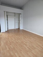 3033 W Irma Ln in Phoenix, AZ - Building Photo - Building Photo