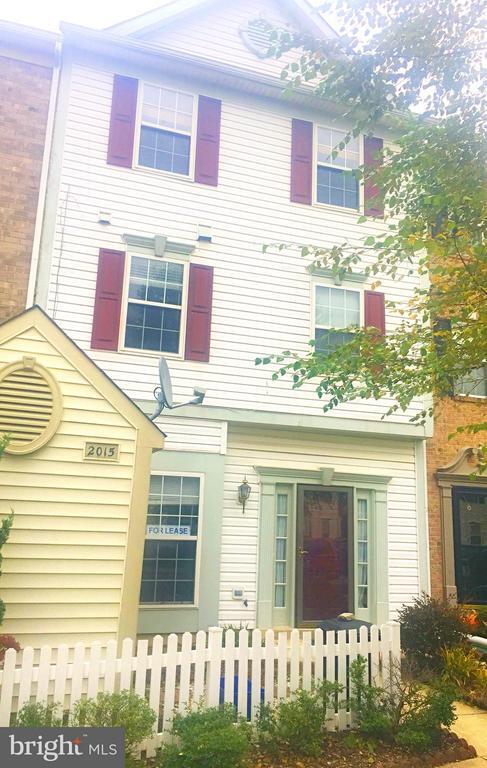 property at 2015 Tea Island Ct