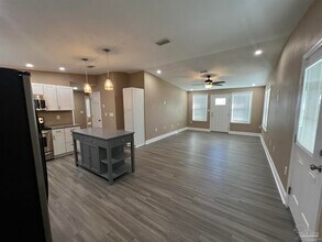 4551 Teston Dr in Milton, FL - Building Photo - Building Photo