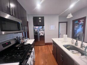 181 M St in Boston, MA - Foto de edificio - Building Photo