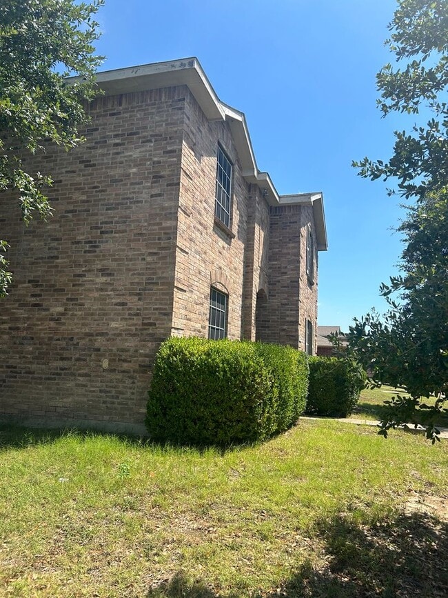 property at 1253 Tall Grass Dr