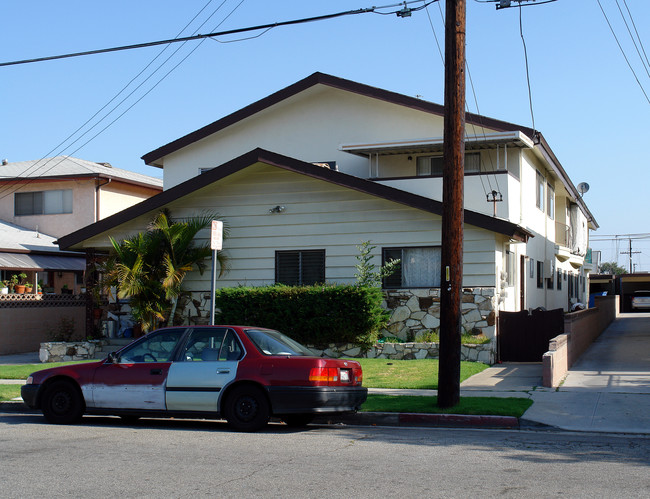 4079 W 142nd St in Hawthorne, CA - Building Photo - Building Photo