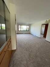7319 W Tripoli Ave, Unit 2 in Milwaukee, WI - Building Photo - Building Photo