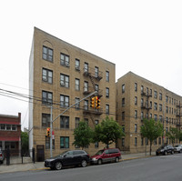 1826 White Plains Rd in Bronx, NY - Building Photo - Building Photo