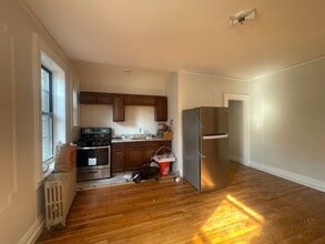 1 Noll Pl, Unit 6 in Newark, NJ - Building Photo - Building Photo