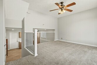 107 N Orr Dr in Normal, IL - Foto de edificio - Building Photo