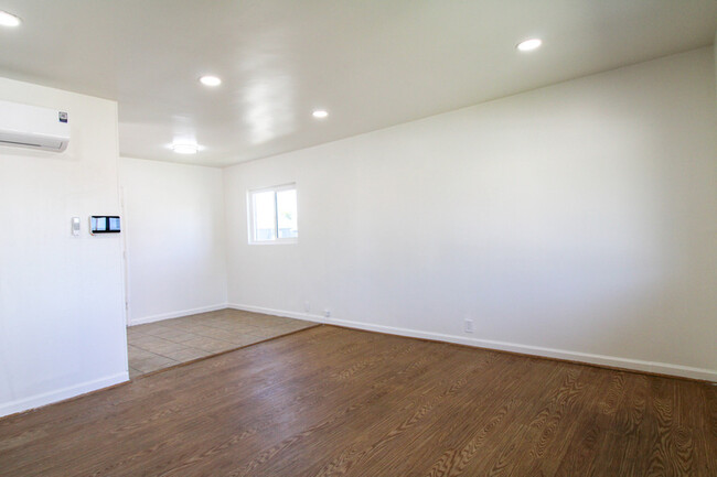 846 W Spruce St in Compton, CA - Building Photo - Building Photo