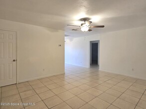1535 Mango Tree Dr in Edgewater, FL - Building Photo - Building Photo