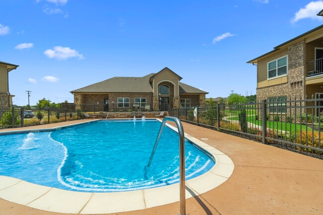 Willow Creek Apartments
