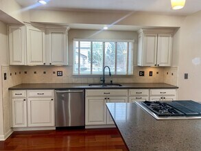 7154 S Acoma Way in Littleton, CO - Building Photo - Building Photo