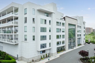 Glass House in Edgewater, NJ - Building Photo - Building Photo