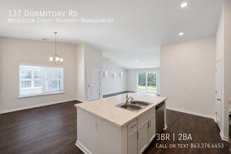 137 Dormitory Rd in Bluffton, SC - Building Photo - Building Photo