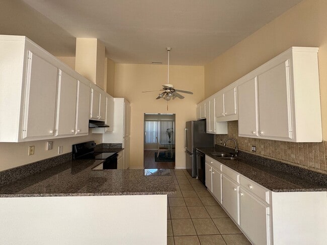 6139 NW 112th Pl in Alachua, FL - Building Photo - Building Photo