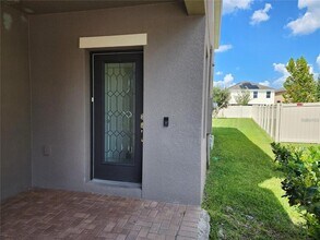 3320 Mount Vernon Way in Kissimmee, FL - Foto de edificio - Building Photo