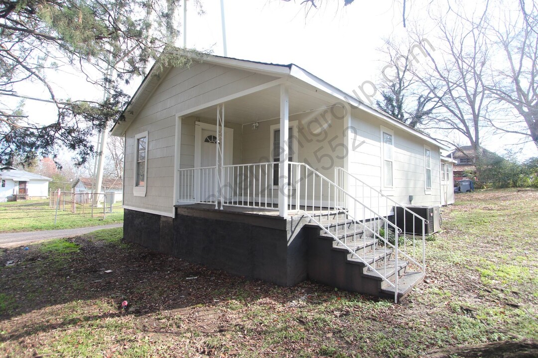 117 Ray St in Adamsville, AL - Building Photo