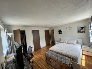 20 Radcliffe Rd, Unit 304 in Boston, MA - Foto de edificio - Building Photo