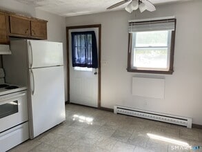 389 King Street in Bristol, CT - Building Photo - Building Photo