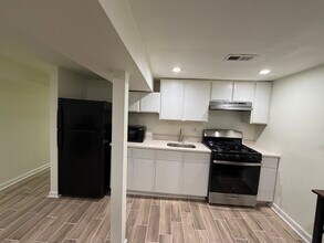 1830 Ontario Pl NW, Unit Apt B in Washington, DC - Building Photo - Building Photo