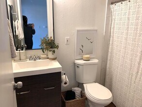 3329 Routier Rd in Sacramento, CA - Building Photo - Building Photo