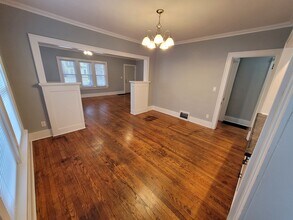 1319 Prairie Ave, Unit 1319 in Beloit, WI - Building Photo - Building Photo