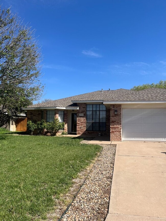 property at 1544 Arbor Dr