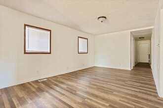 4149 Hiland St in Saginaw, MI - Building Photo - Building Photo